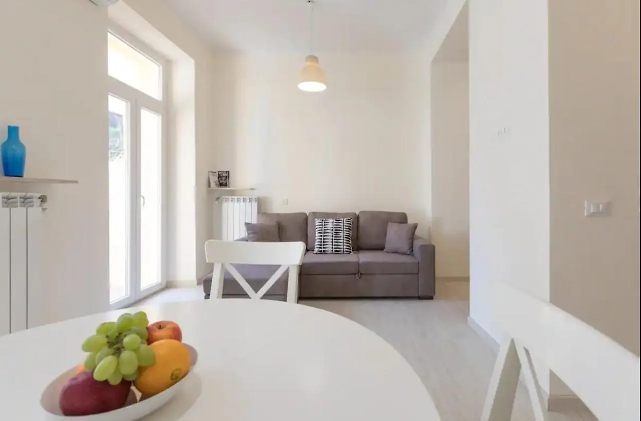 Quiet With Large Terrace In Spanish Steps Area Apartment Rome 0*,