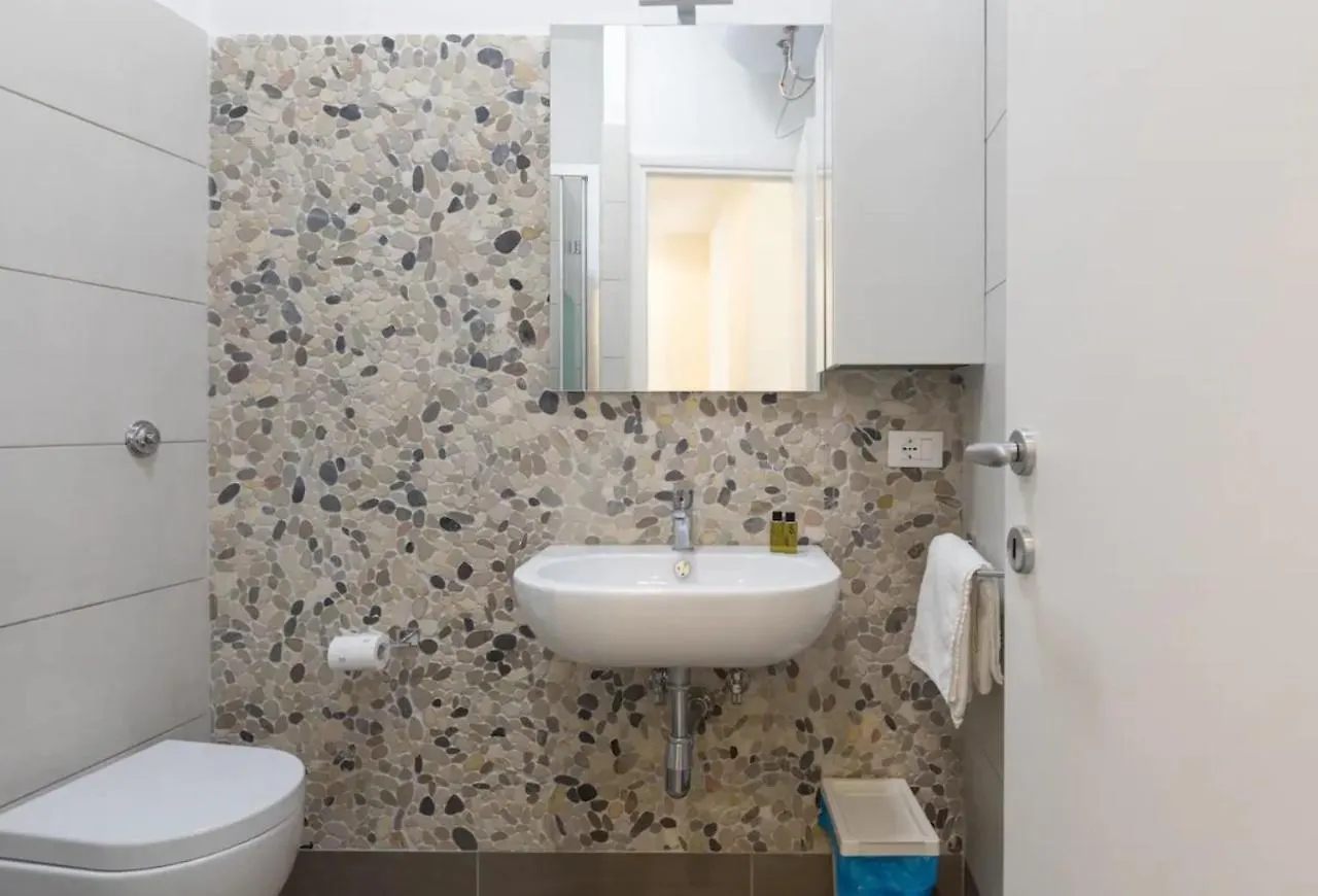 Quiet With Large Terrace In Spanish Steps Area Apartment Rome