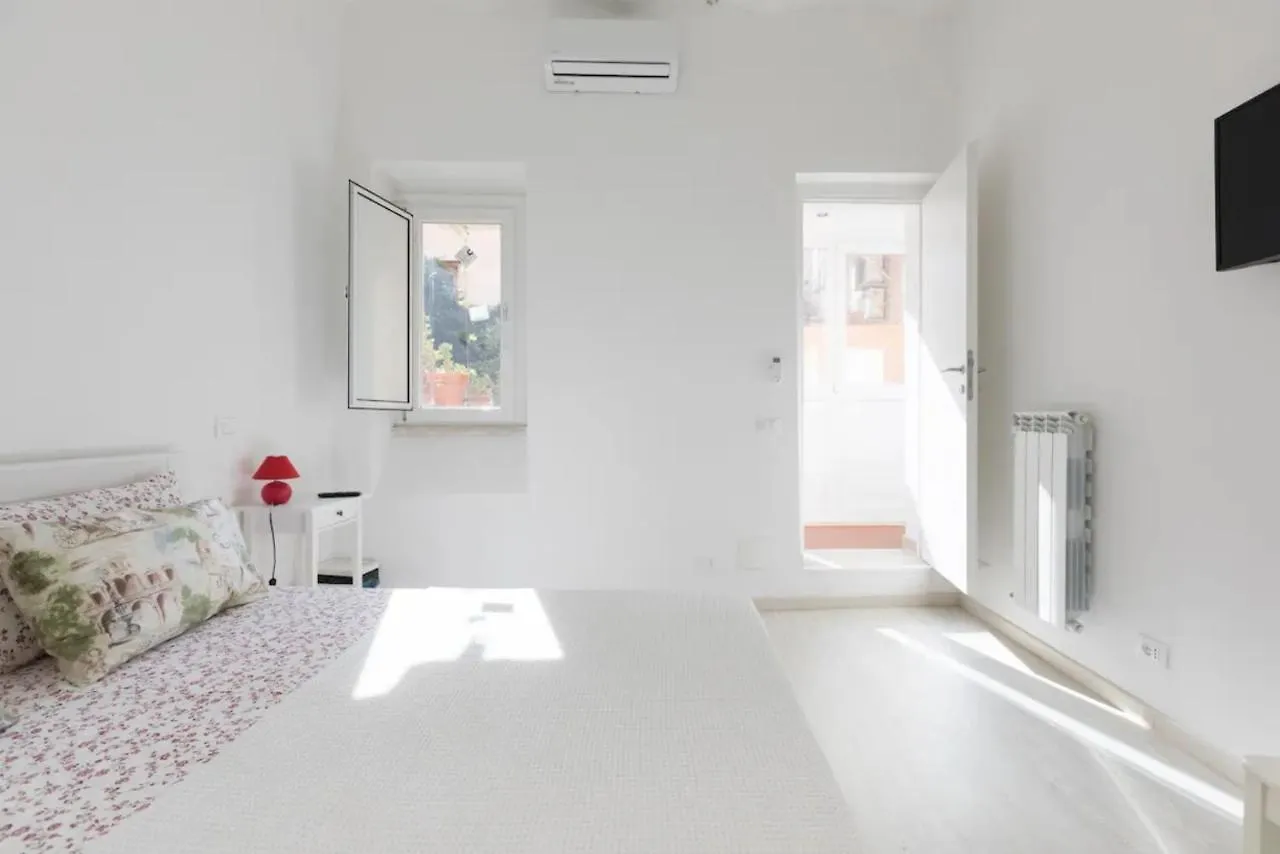 Quiet With Large Terrace In Spanish Steps Area Apartment Rome 0*,  Italy